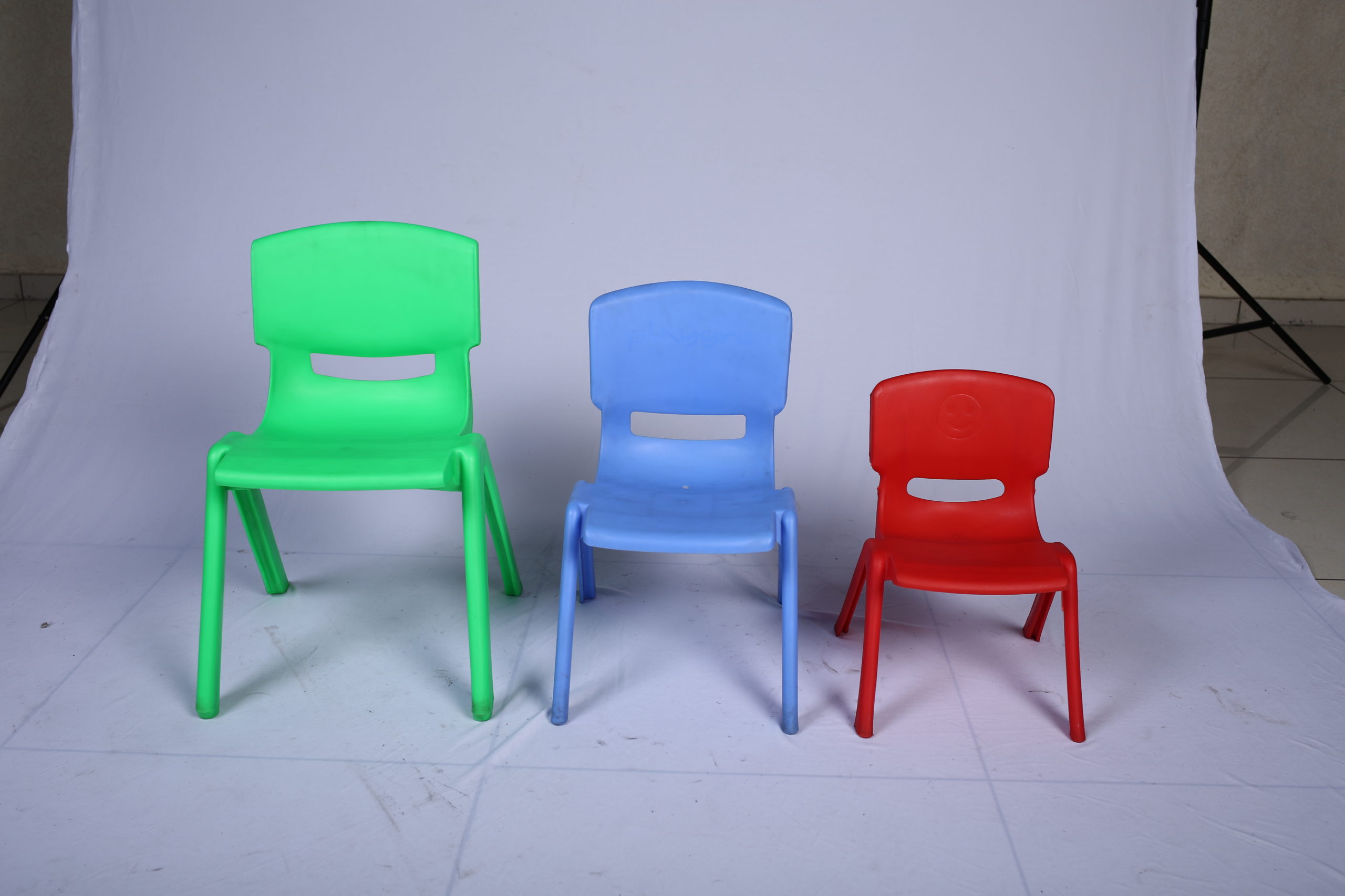 DSC 261 - Plastic Chair