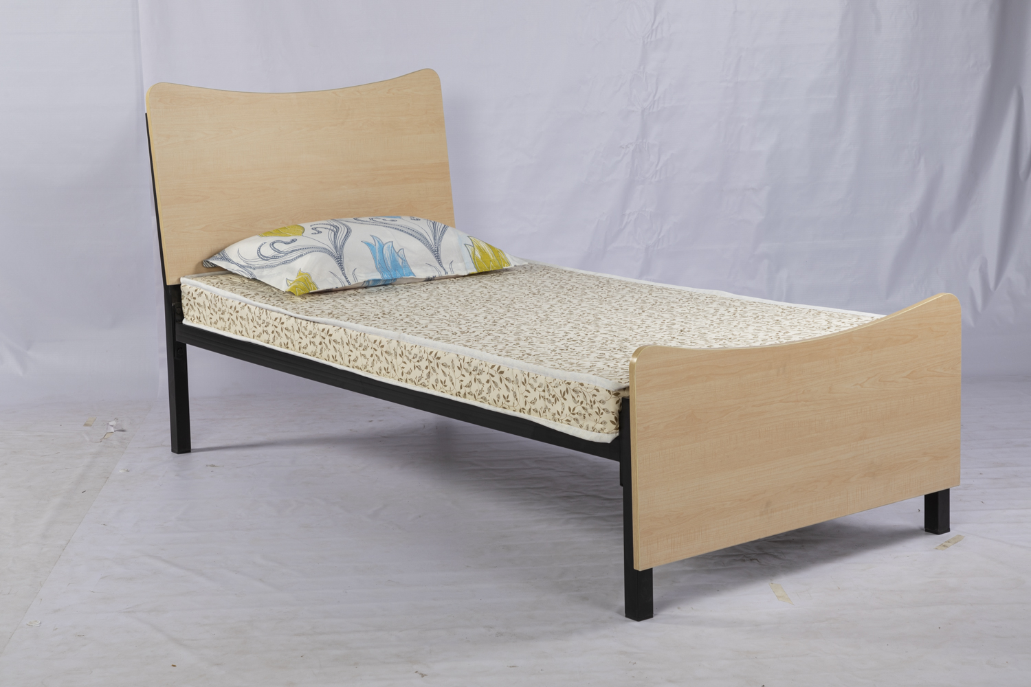 DB 760 Sada Bed