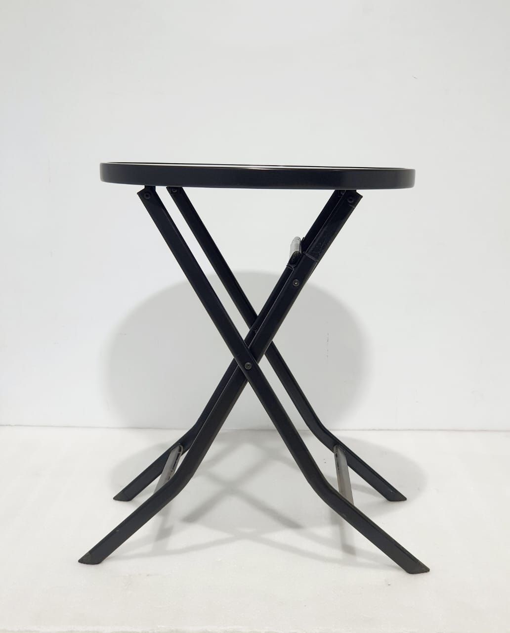 Imported Folding Table Round